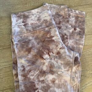 Lululemon Shine Foil Misty Diamond Dye Gold HR Leggings